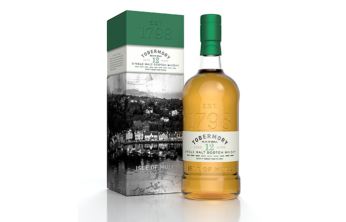 Tobermory Distillery Celebrates launch 12 year old Signature Expression
