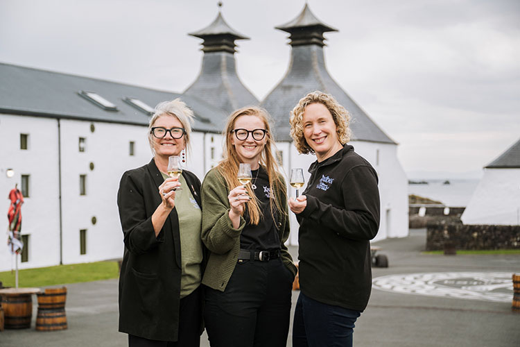Ardbeg Committee Toasts Two Spirited New Leaders