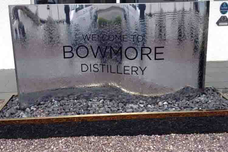 Bowmore Whisky Distillery
