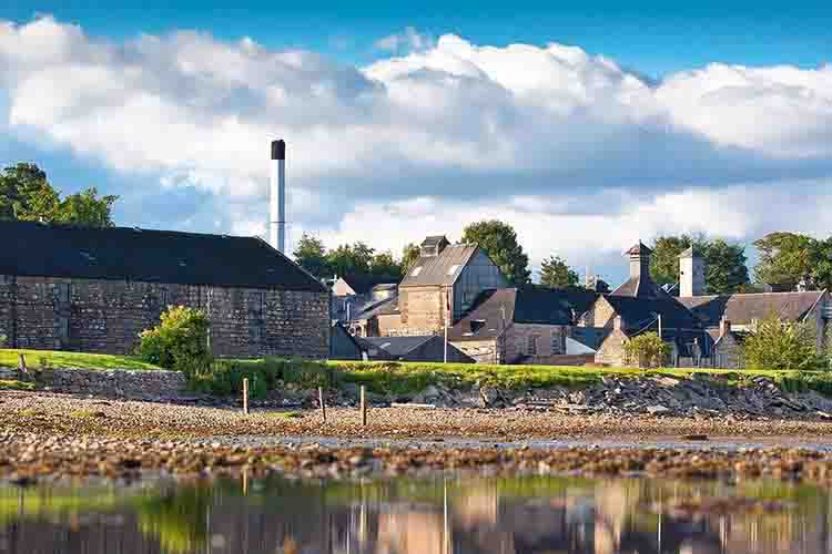 Photo of the Dalmore Distillery