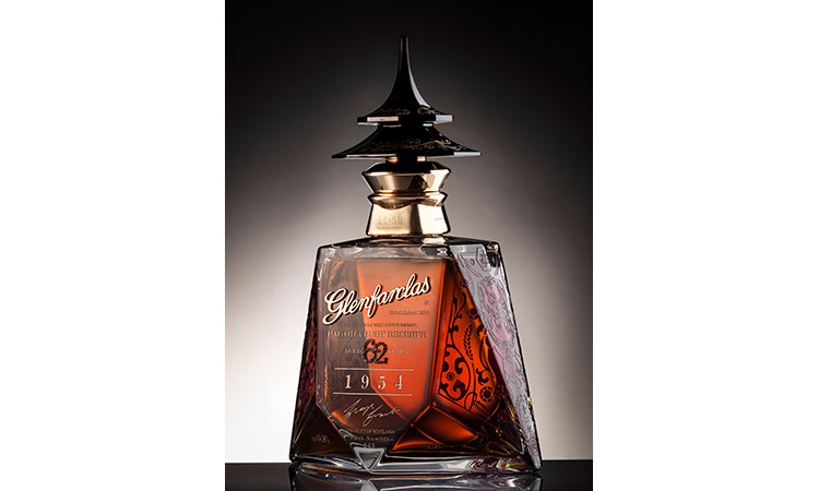 Limited-edition Glenfarclas Pagoda Ruby Reserve released in Glencairn Crystal decanters embellished with rubies