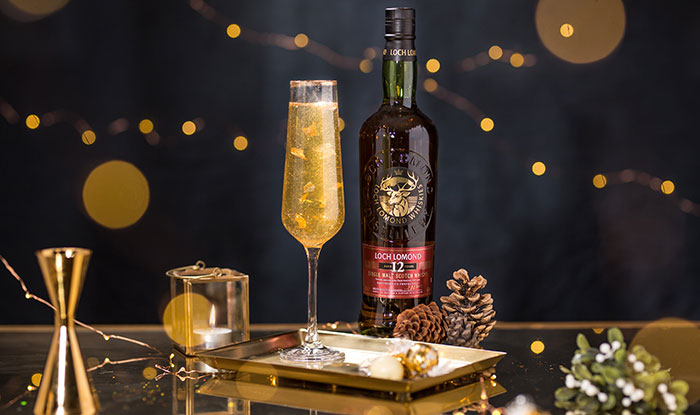 Loch Lomond Single Malt creates Hogmanay toast with a golden twist