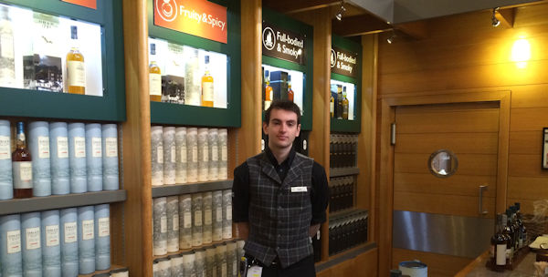 Sam: Oban Distillery Tour Guide