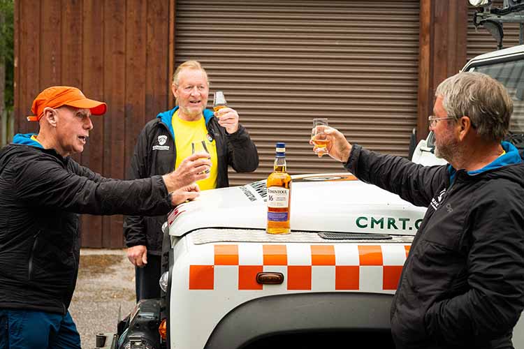 Tomintoul elevates Cairngorm Mountain Rescue Team's lifesaving efforts with equipment donation 